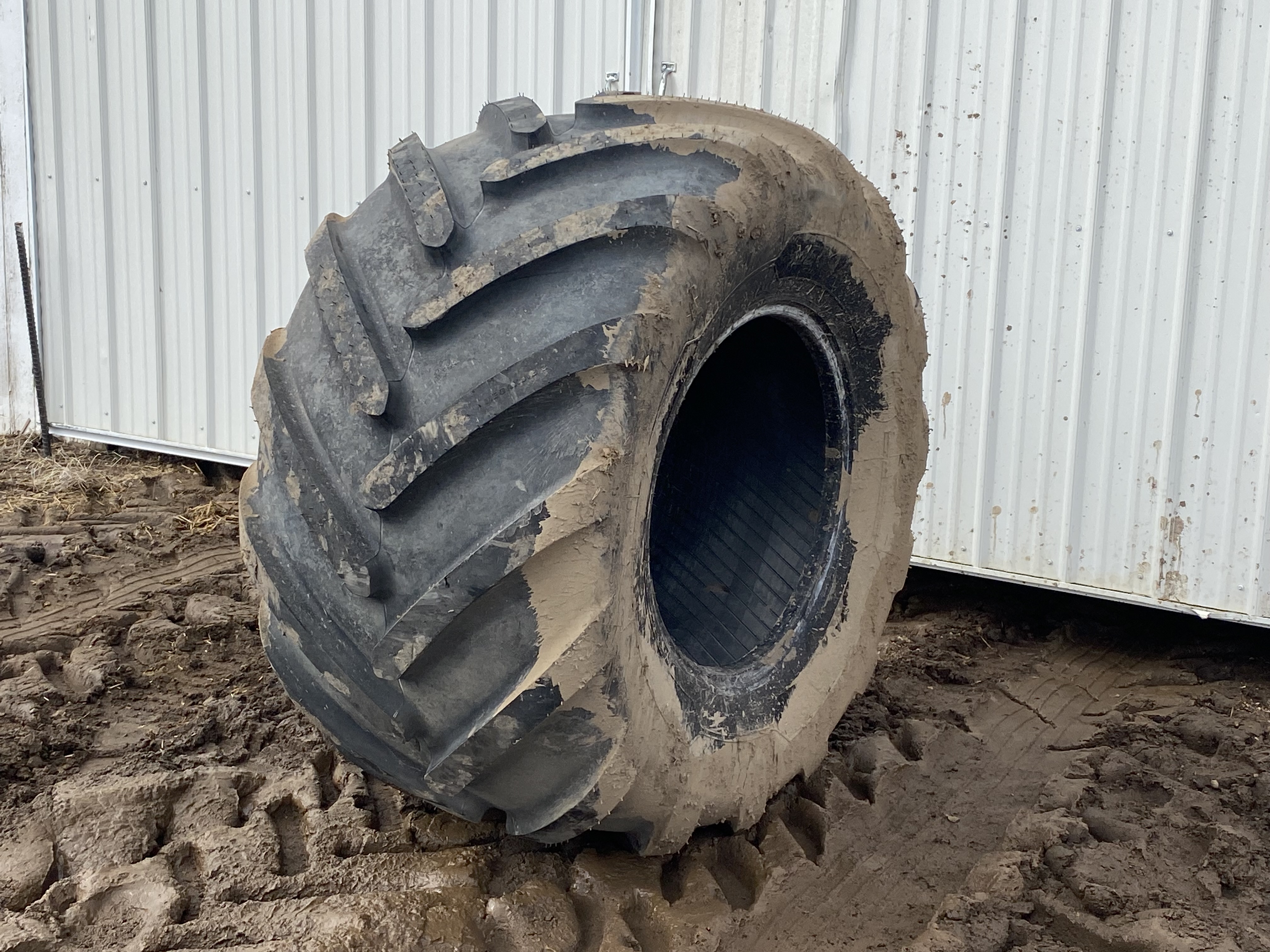 Image: Michelin 750/50R26