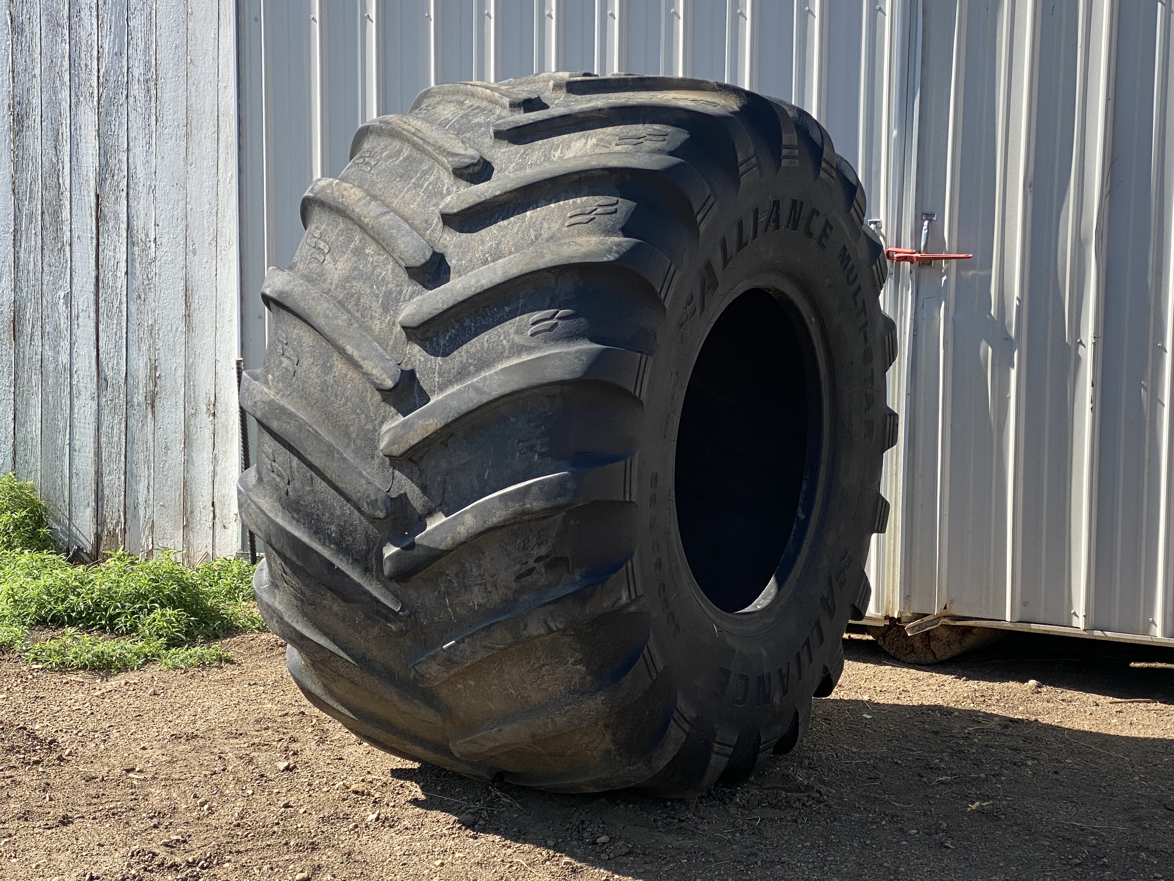 Image: Alliance 1050/50R32